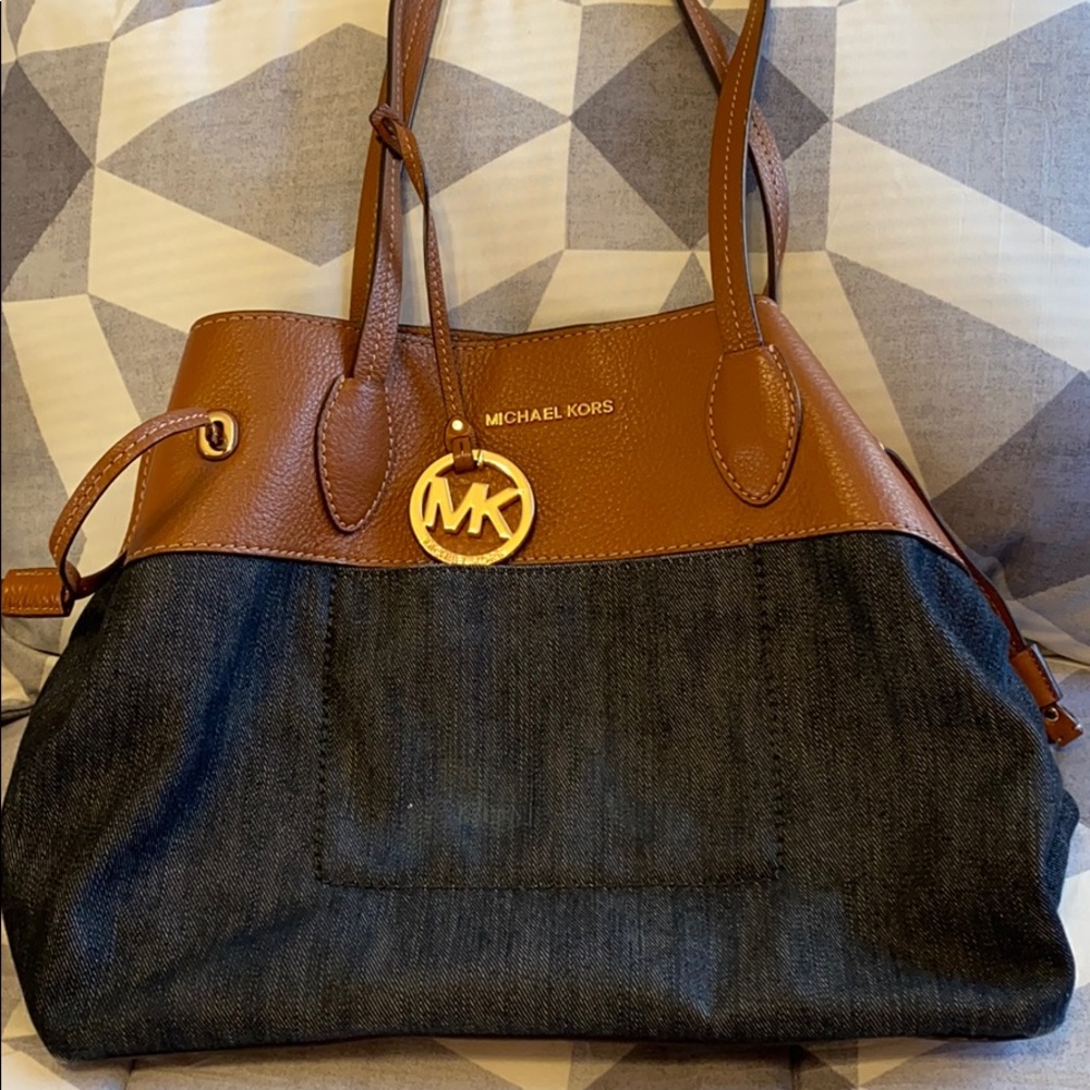MICHAEL KORS purse